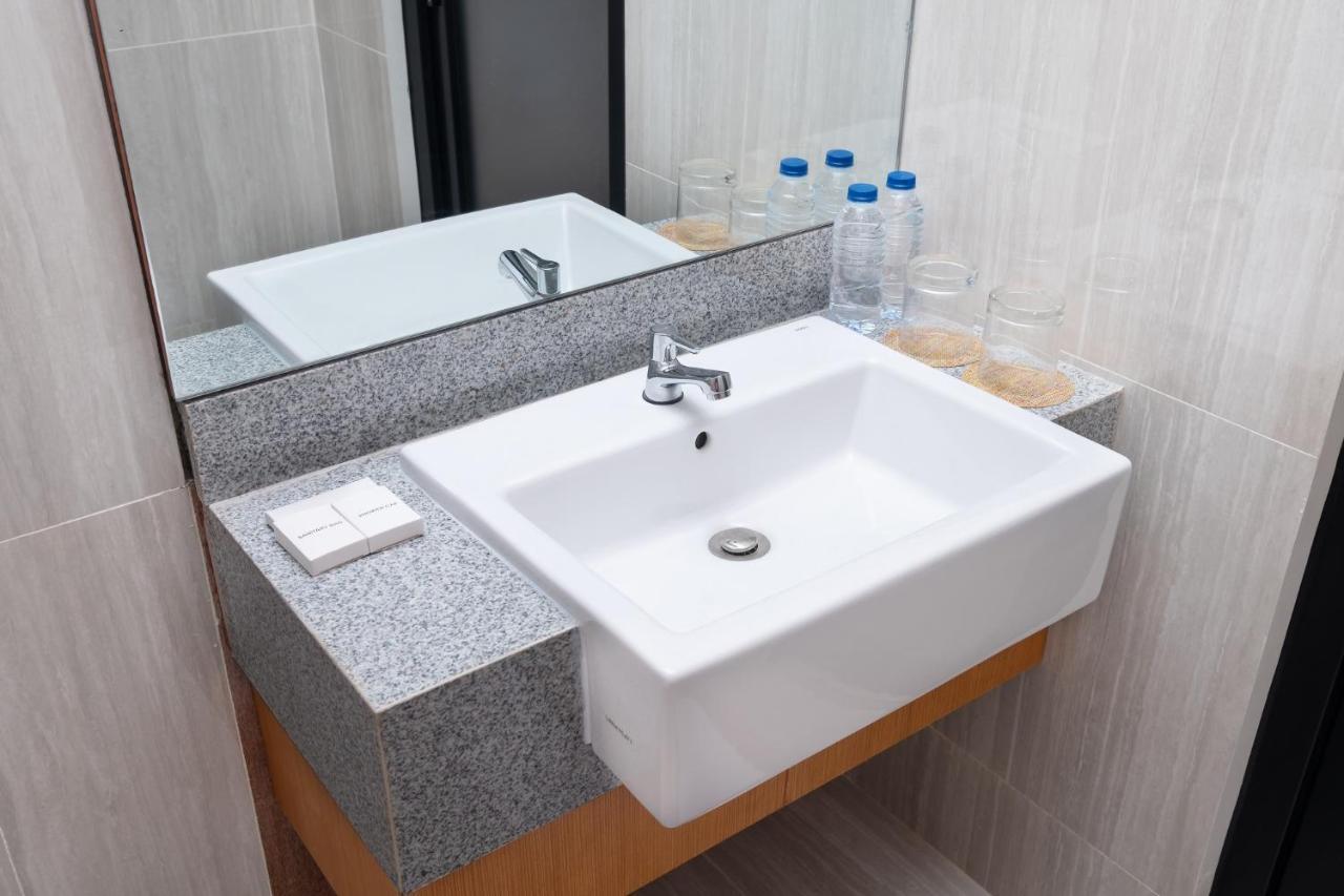 Aralea Coliving Hotel Денпасар Екстериор снимка